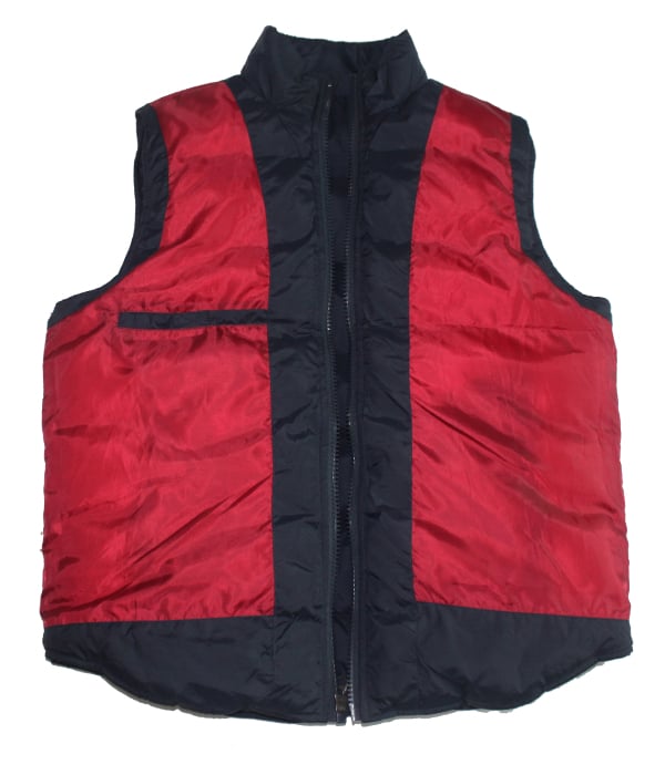 sleeveless vest 